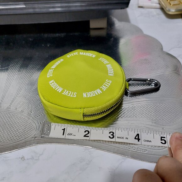 Steve Madden Handbag Keychain Mini Clip On Round Mini Bag Accessory Bright Green - Picture 5 of 5